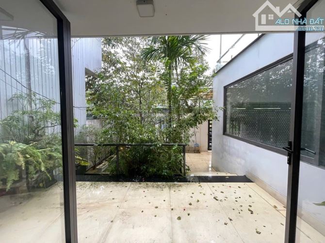 Bán Biệt Thự Gần Đường Chính Phạm Văn Đồng - 5