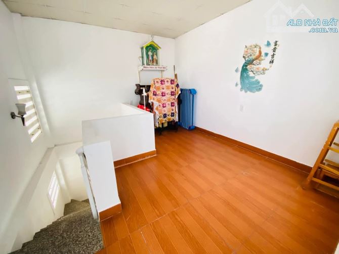 Bán nhà hẻm ô tô đường Trương Công Định phường 9 - 5