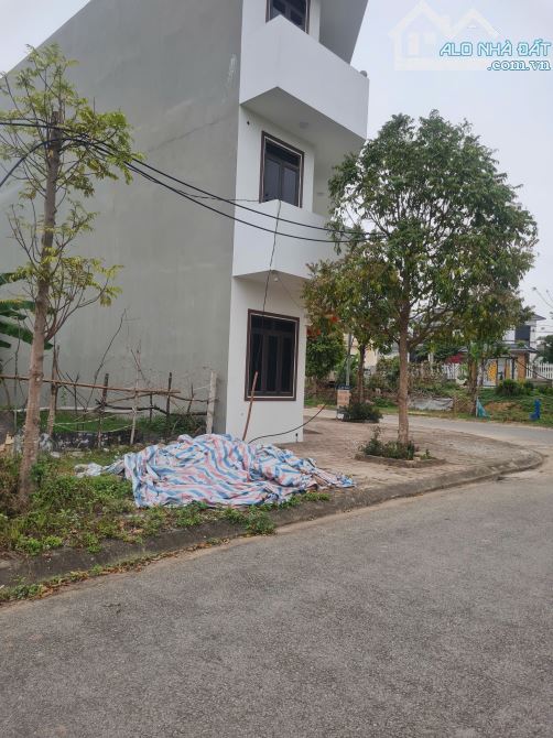 Bán Đất KHu Đô Thị KoSy, TP Bắc Giang. 75m2- MT 5m. Giá 2,7 tỷ - 5
