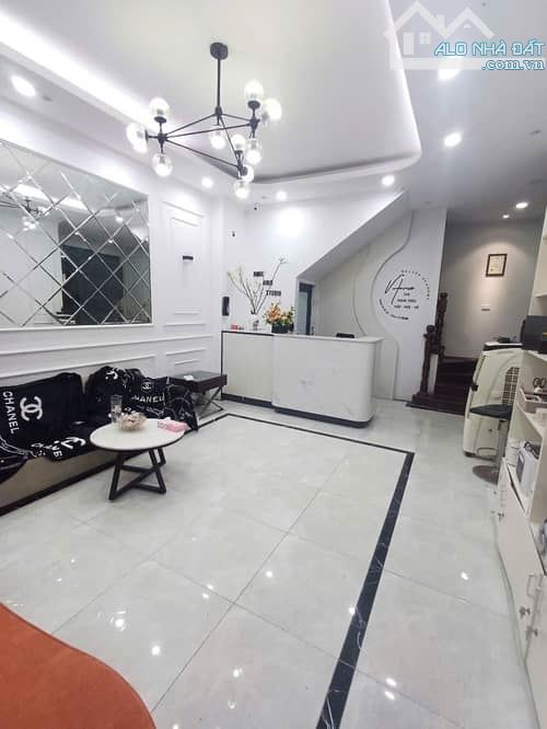 💥 PHÂN LÔ - Ô TÔ TRÁNH - KINH DOANH - 10M RA PHỐ 💥Tôn Đức Thắng- Đống Đa-95m 4T 31.5 tỷ - 5