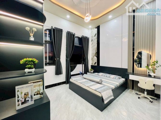 BÁN NHÀ FULL NỘI THẤT, GÓC 2 MẶT TIỀN HẺM 11 Đ.NGUYỄN VĂN LINH, KẾ ĐA KHOA TW - 6