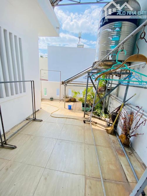 Bán nhà hẻm ô tô đường Trương Công Định phường 9 - 6
