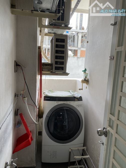 Chung cư 590, CMT8,P11, Quận 3:81m2,2p ngủ,2wc,NTCB, 14tr/th - 6