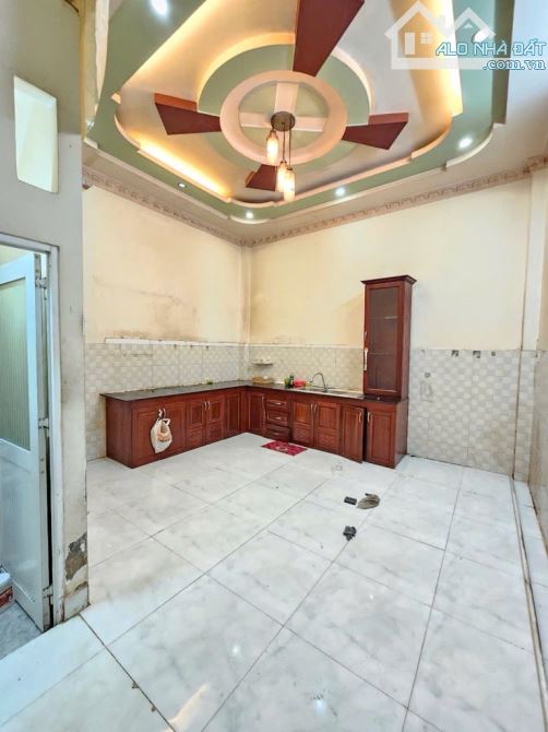 BÁN NHÀ 2 TẦNG-HẺM 8M-HUỲNH TẤN PHÁT-NHÀ BÈ-GIÁ NHỈNH 4 Tỷ - 4