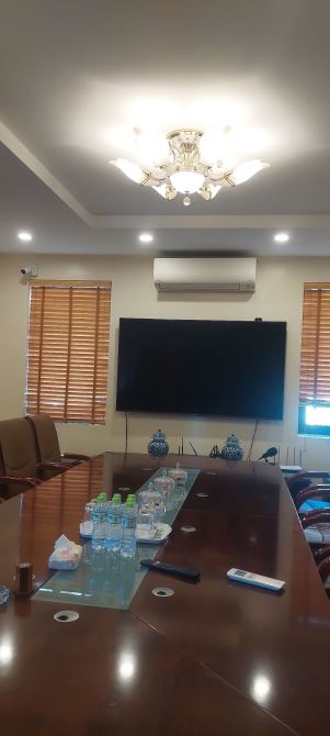 Bán biệt thự Villa Nguyễn Thị Định DT 160m2 x 4 tầng, vỉa hè, Ô tô tránh, thang máy, MT 9m - 6