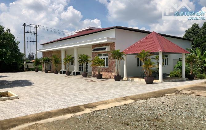 Bán khu nghỉ dưỡng gần 6000m2 Thạnh Phú – Vĩnh Cửu view sông Đồng Nai giá 8tr/m2 bến cảng - 8