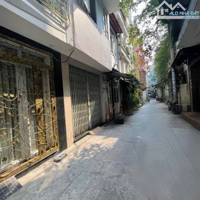 NHÀ 5 TẦNG QUẬN 3 - HẺM THÔNG, THIẾT KẾ CHÂU ÂU - 4PN, SỔ HỒNG RIÊNG - CHỈ 4.99 TỶ! - 8