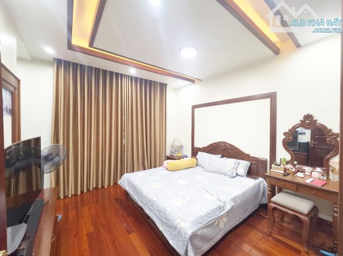 Bán nhà khu dự án Nam Sông Lạch Tray Tuyến 2 Phạm Văn Đồng. DT 150m2 x4T - 9