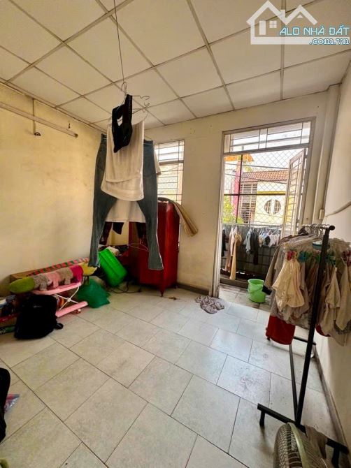 CHỦ GIẢM 4 TỶ - LÔ GÓC 2 MT - NGUYỄN THỊ THƠI - NGAY CHỢ GIÃN DÂN - 221M2 - 3 TẦNG - 9