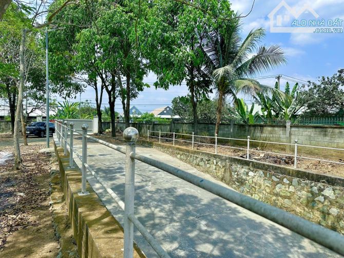 Bán khu nghỉ dưỡng gần 6000m2 Thạnh Phú – Vĩnh Cửu view sông Đồng Nai giá 8tr/m2 bến cảng - 9