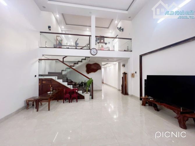 Bán nhà mê hiện đại-nguyễn khuyến -tp bmt