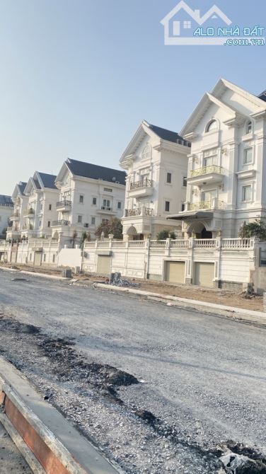 Lô Đất Dãy Trọ 12 Phòng DƯƠNG QUẢNG HÀM -250m2- 12 TỶ
