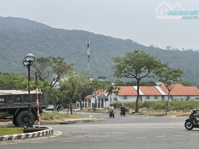 💥💥💥 Bán Lô Đất Biển 250m Mặt Tiền Song Song Lê Đức Thọ - Sơn Trà - Đà Nẵng