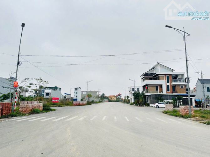 Bán tất cả Lô đất tại ÁP TRÀN, THUỶ NGUYÊN khu vực rất tiềm năng GIÁ TỪ 3,0xx tỷ