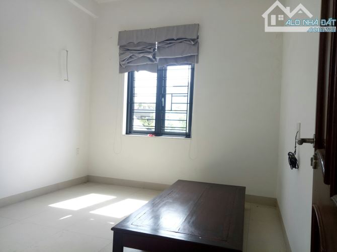 Nhà Cho Thuê 3 tầng trống suốt mặt tiền 6 m HOÀNG DIỆU