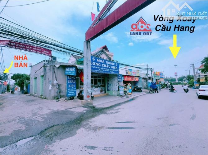 Bán   Nhà liền kề 1 trệt 2 lầu P.Hoá An Giá : 2tỷ550