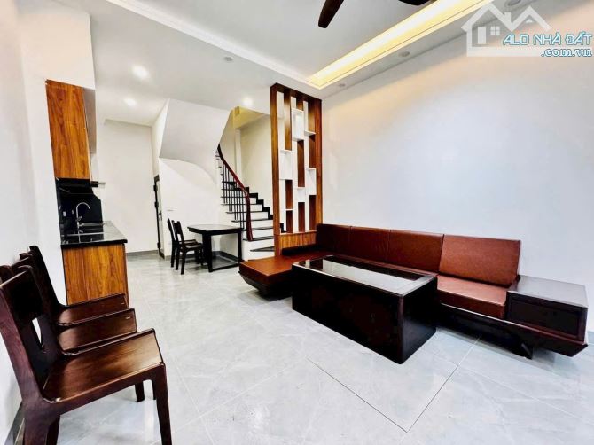 Bán căn nhà đẹp Ngô Gia Tự - Việt Hưng - Long Biên