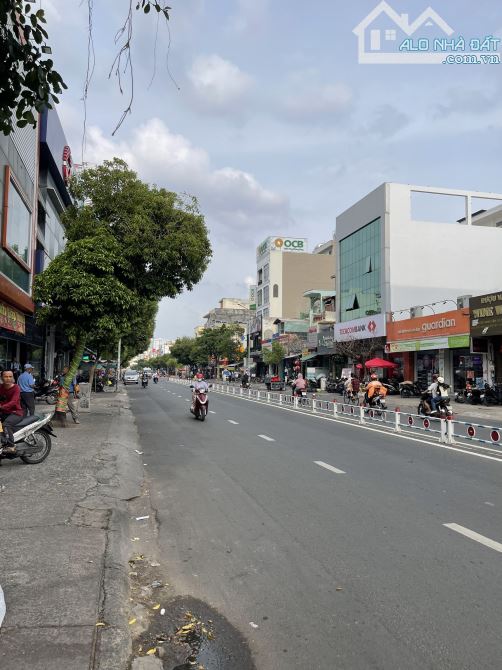Hạ 5 tỷ! Bán gấp nhà MT gần Nguyễn Quý Cảnh-P.An Phú-Q.2 (5x20)=100m2 - Giá 30 tỷ