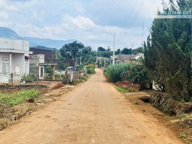 ✨ 512,7M2 (100m2 ONT) Ngang 10M Mặt Tiền đường Bê Tông 6M, cách Chợ & Sân Bay 10