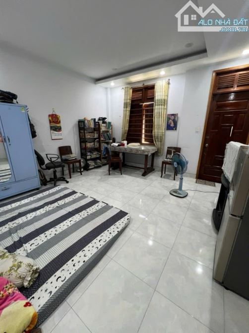 HẺM XE HƠI - BÌNH TÂN - 63M2 - 3 TẦNG -GIÁ 5,5 TỶ