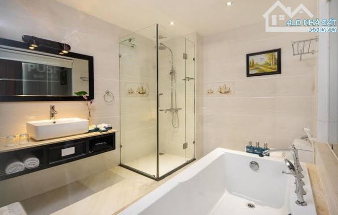 Cần bán nhanh khách sạn 4 sao mặt biển Mũi Né, thủ phủ Resort diện tích 4,1ha giá đầu tư - 1