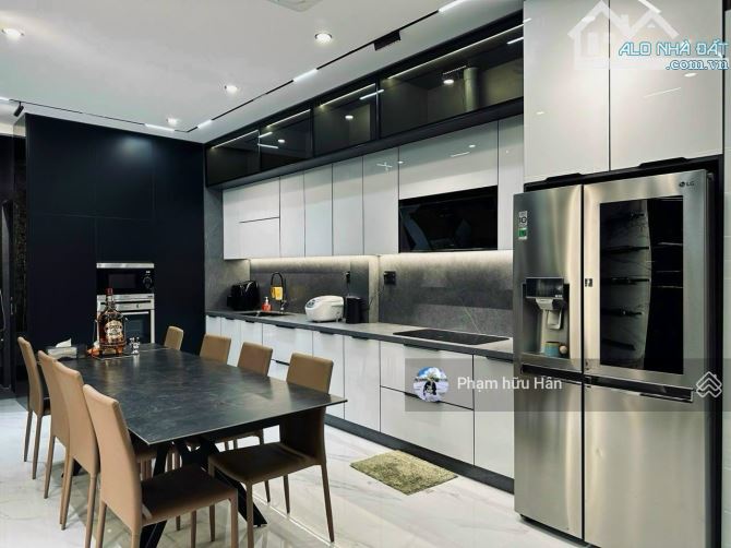 Tin thật 100% diện tích 6x14m. 17 tỷ chính chủ cần bán nhà đường Trần Hưng Đạo 1 trệt 3lầu - 1