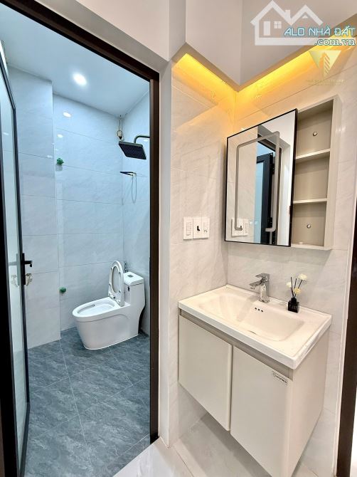 Bán căn nhà 3 tầng xây mới độc lập ngõ 78 Miếu Hai Xã - 1