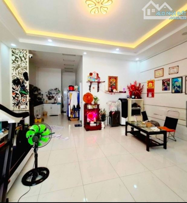 NHÀ NGON NGANG 6 MÉT BÌNH TÂN , CHỦ CẦN BÁN GẤP - 1