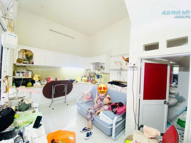 KHU VIP HOÀNG HOA THÁM - DT (3.8Mx11.5M) 2 TẦNG BTCT - HẺM RỘNG THÔNG THOÁNG - SỔ ĐẸP - 1