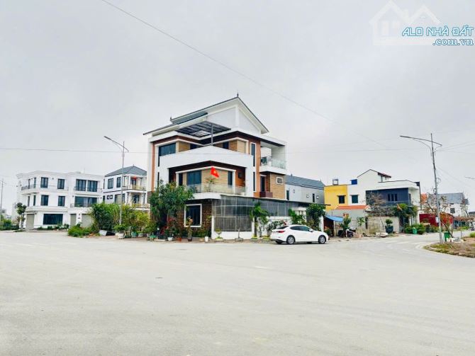 Bán tất cả Lô đất tại ÁP TRÀN, THUỶ NGUYÊN khu vực rất tiềm năng GIÁ TỪ 3,0xx tỷ - 1