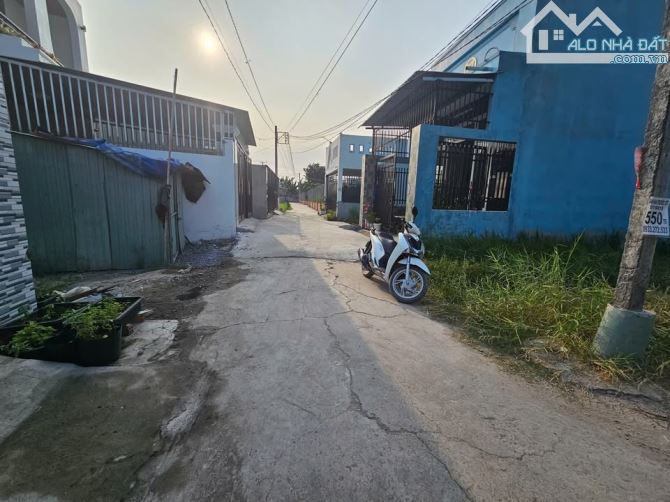 BÁN LÔ ĐẤT 100M2-GIÁ 1 TỶ - BÌNH TIỀN 1 - ĐỨC HÒA HẠ - LONG AN - 1