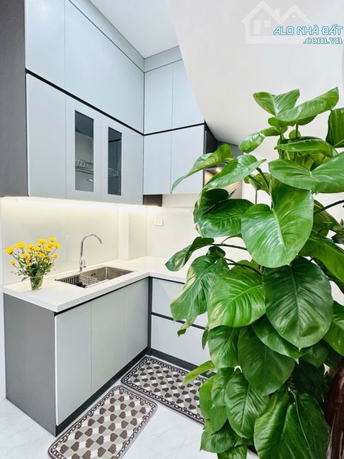 NHÀ ĐẸP TRUNG TÂM ĐỐNG ĐA – GẦN Ô TÔ – GẦN PHỐ – SỔ CHÍNH CHỦ – GIÁ TỐT - 1