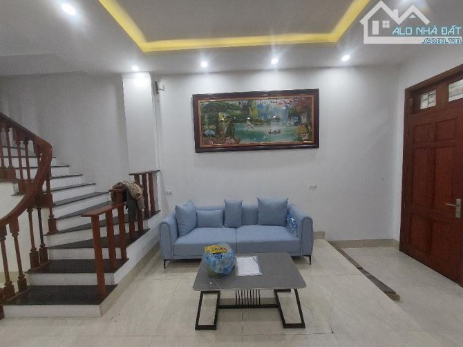 Nhà Đẹp Ngọc Hồi – 4 Tầng Kiên Cố, Ô Tô Đỗ Cửa, Full Nội Thất – Giá Siêu Tốt - 1