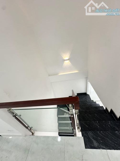 BÁN NHÀ MẶT TIỀN NGUYỄN TRỌNG TUYỂN – 80M² – 2 TẦNG – CHỈ 15.5 TỶ 🔥