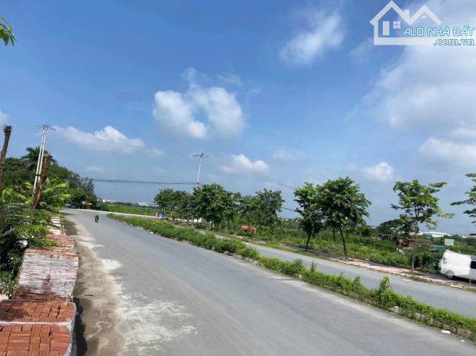 CỰC HIẾM,ĐẤT DỊCH VỤ LẠI YÊN, 98M2, MẶT TIỀN 6M. - 2