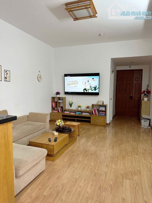 Cho thuê căn hộ chung cư CT3 Nam Cường 234 Hoàng Quốc Việt, 70m2 2 ngủ full đồ 11,5 triệu - 2