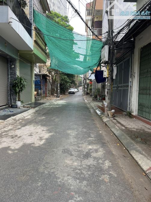 BÁN ĐẤT TẶNG NHÀ PHÚC THỊNH,CẦU BƯƠU PHÂN LÔ, Ô TÔ, VỈA HÈ  2 THOÁNG 66M2 CHỈ 11.8 TỶ - 2