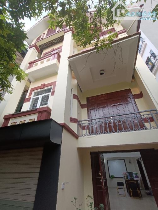 Bán nhà riêng 78m2 ô tô,căn góc view Hồ mặt tiền lớn phố kim Giang - 2