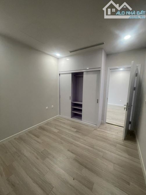 Căn Studio The Matrix One, 45m. Ưu đãi với hộ gia đình và sinh viên RMIT. - 2