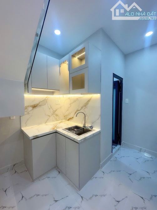 ❌CHỊ ĐẸP BÌNH TIÊN - QUẬN 6 - 2TỶ 4❌✅NỘI THẤT CAO CẤP - 17M2 NỞ HẬU - SỔ HỒNG RIÊNG - 2PN - 2