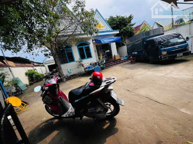 BIỆT THỰ MẶT TIỀN NGUYỄN DUY TRINH, DT 547M² (NGANG 13.8M2), KINH DOANH ĐỈNH - 2
