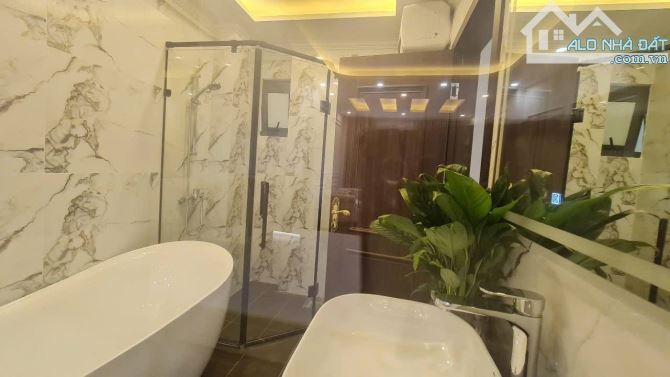 Bán Nhà Phố Kim Giang, cầu Dậu - 38x7 Tầng Thang Máy, Full Nội Thất. Giá 7.8 Tỷ! - 2