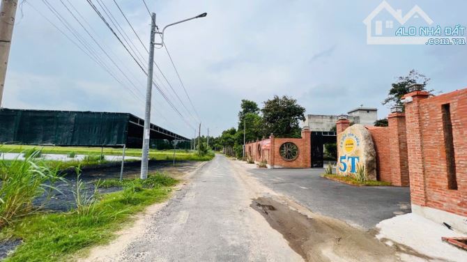 View lúa mặt tiền đường nhựa 10x27m-120tc giá 3tỷ - 2