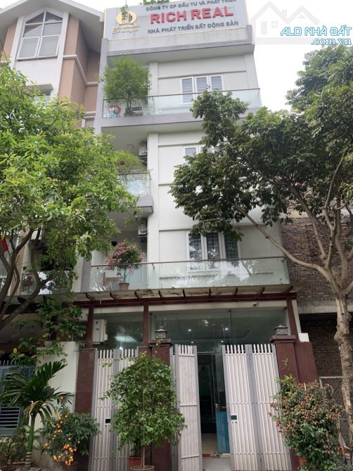 Rất Hiếm - Nhà Kinh Doanh ngõ 90 Ngụy Như Kon Tum , dt 60m2 x 5 tầng , mt 5m giá 28 tỷ. - 2