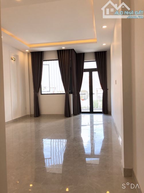 Nhà phố Bình Thạnh có thang máy đường Lê Quang Định - 4x15m, Nhà 4 tầng full nội thất - 2