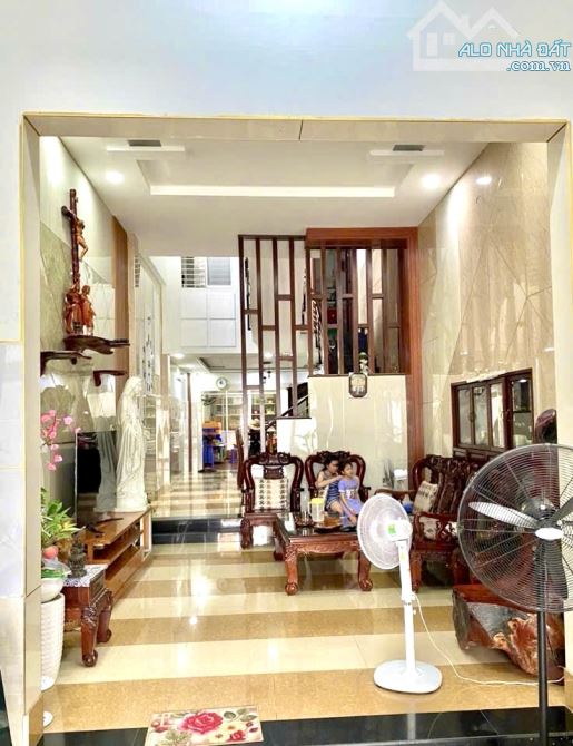 Bán nhà Lê Văn Thọ - 80m2 - hẻm xe hơi 5m - 3 tầng 4pn - gần công viên làng hoa - chỉ 8.5 - 2