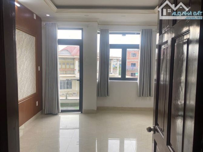 MTKD Hạnh Thông Tây. 4mx25m CN100m2 Xây Trệt 3 Lầu, Khu sầm uất trong chợ. 9,8 tỷ - 3