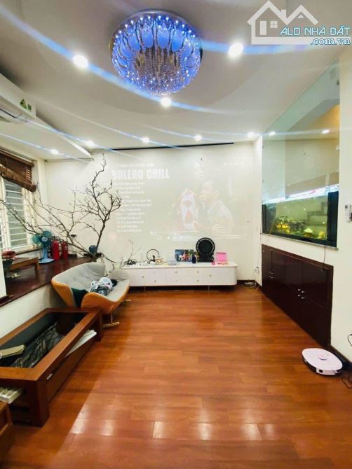 Phân lô ô tô tránh, gara 7 chỗ phố Trần Quang Diệu, Đống Đa, 60m2, 5T, chỉ 23.8 tỷ - 3