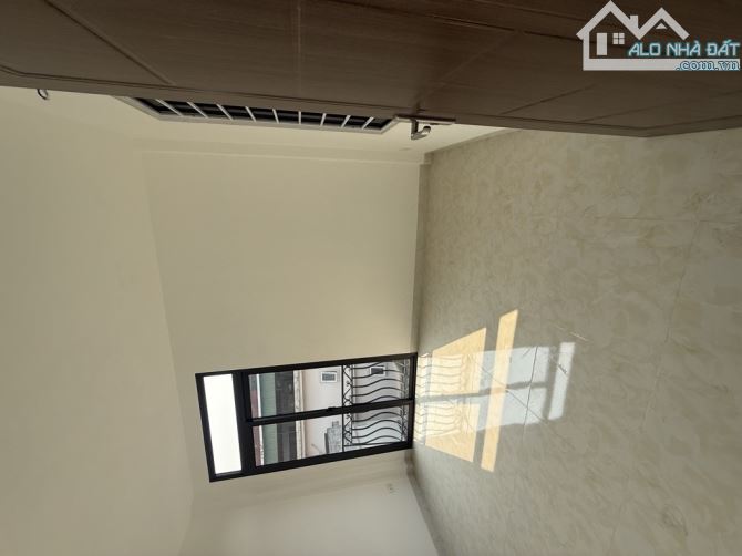 Bán nhà Đội Cấn, DT 43m2 x 5T, MT 4m, vị trí đắc địa, gần oto, nhà đẹp long lanh, 10 tỷ 4 - 3
