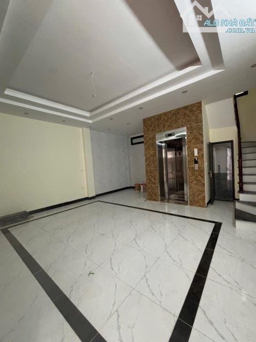 Bán nhà Gần Bến xe Yên Nghĩa , 5 phong, dt 41m2, 5t thang máy, giá 7.6 tỷ - 3